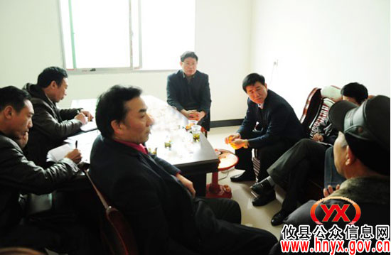 攸县城管局与江桥办事处谭州社区联合开展“结队共建”活动