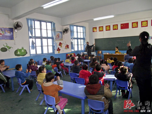 水口镇：幼儿园焕然一新，教育均等逐步迈进