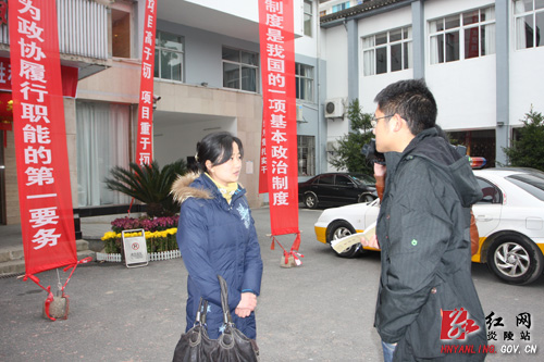 【“两会”快线】民众热切关注县“两会”