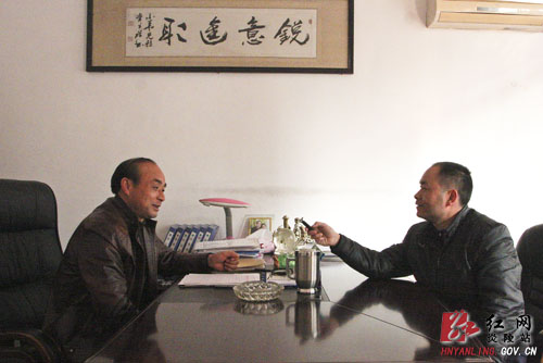 【“两会”快线】建言献策 倾吐心声——县人大代表、政协委员接受＂两网＂记者采访