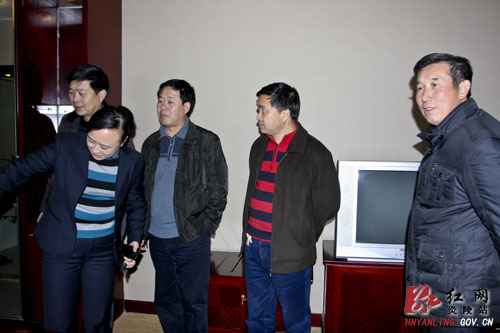 【＂两会＂快线】县人大领导督查县十五届人大六次会议筹备工作