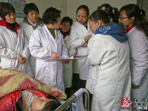 我县举行产科医生专业培训