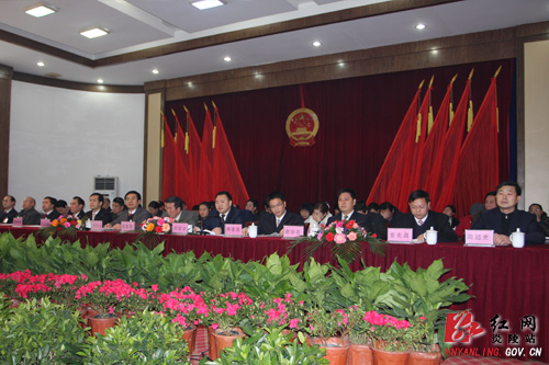 【“两会”快线】炎陵县十五届人大六次会议胜利闭幕 刘正平全票当选县长