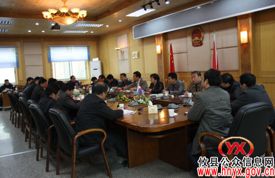 胡湘之一行督查106国道攸县段、网酒公路沿线环卫整治情况