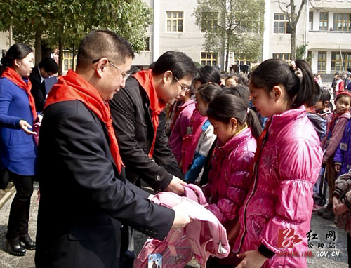 春风化雨 情系＂留守＂