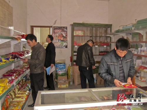 加强农业投入品监管 为春耕生产＂保驾护航＂