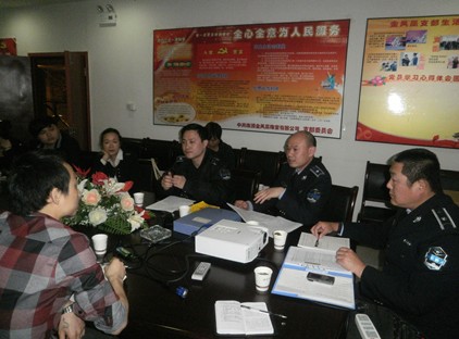 芦淞城管大队召开商家协调会