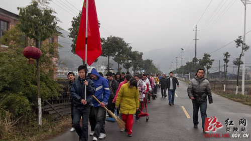 【学雷锋 在行动】十都镇中学开展学雷锋活动