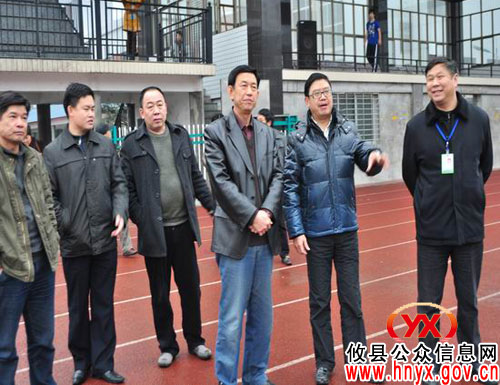 省民政厅副厅长李劲夫来攸县视察指导民政工作