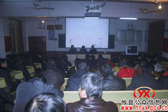 攸县酒埠江镇中学注重师德师风建设