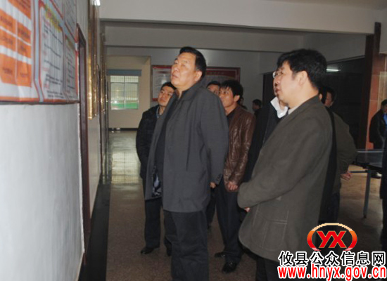 省委组织部副部长郭树人一行到攸县莲塘坳镇调研