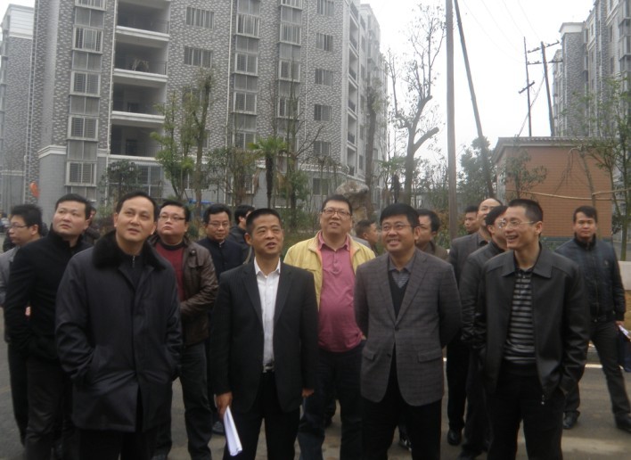 刘玉平率队赴天元区高塘社区考察征拆安置工作
