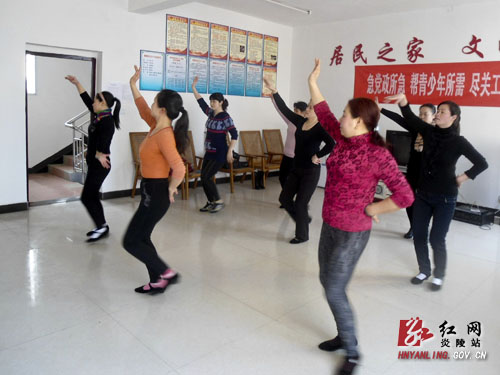霞阳镇西区社区重视社区文化建设