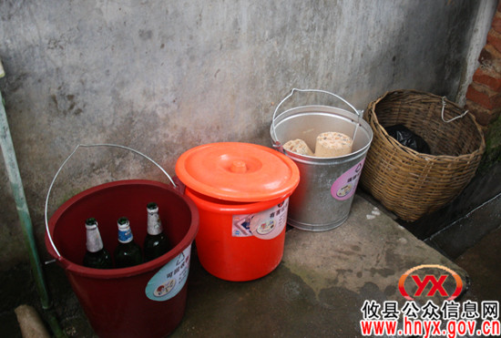 攸县组织县领导及乡镇负责人集中参观学习