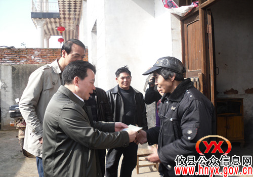 市检察院检察长魏启敏到攸县芷陂村指导党建帮扶工作