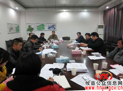 攸县黄丰桥镇进行“城乡同治”工作调度