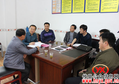 唐卫湘一行到槚山调研“城乡同治、结对共建”工作