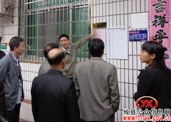 攸县莲塘坳镇组团学习兄弟乡镇“城乡同治”经验