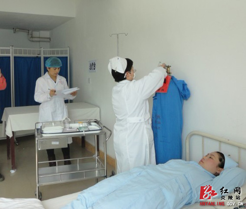 炎陵县开展医护＂三基＂技能知识竞赛活动