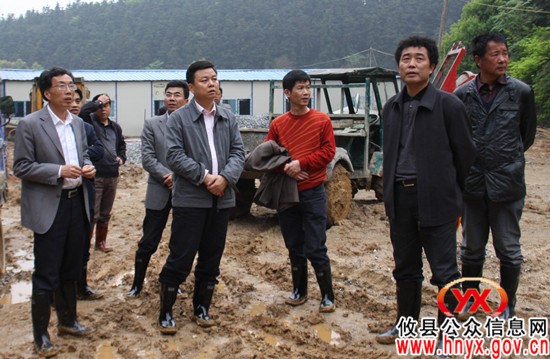 胡湘之要求：酒仙湖风景区“攸女仙境”在十月一日前对外开放
