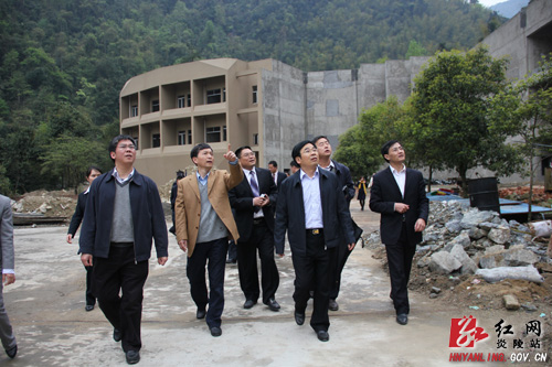 湖南华菱钢铁集团来炎祭祀始祖炎帝
