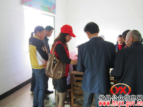 攸县人民医院赴新市镇回龙村开展“健康快车”义诊活动