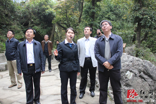 湖南华菱钢铁集团来炎祭祀始祖炎帝