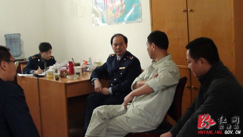 炎陵县工商局开展大走访服务企业活动