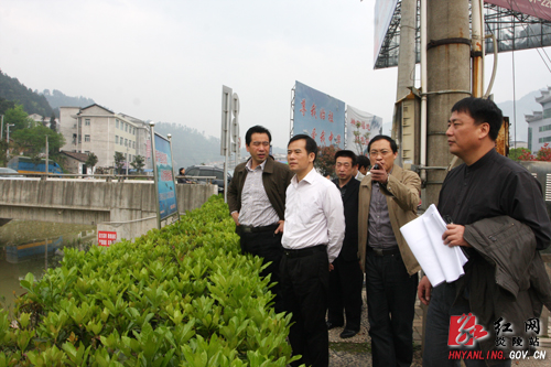 刘正平：高档次统筹规划 努力打造高品质城市