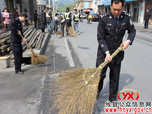 【结对共建】攸县交警大队与黄丰桥镇满江村开展“洁净家园卫生大扫除”活动