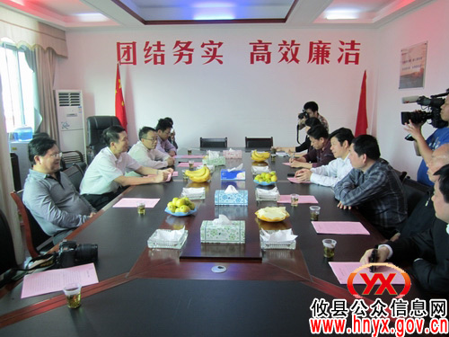 佛山市市长刘悦伦回家乡新市镇考察