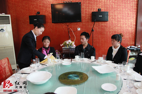 炎陵县组织涉旅人员进行现场实时操作培训