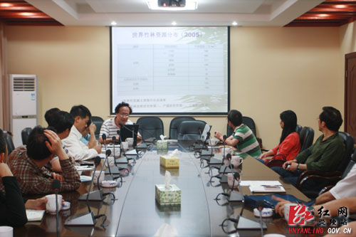 湖南大学土木工程学院院长肖岩到炎陵考察调研