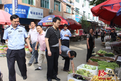 炎陵县进一步加大整治力度 全力巩固整治马路市场成果