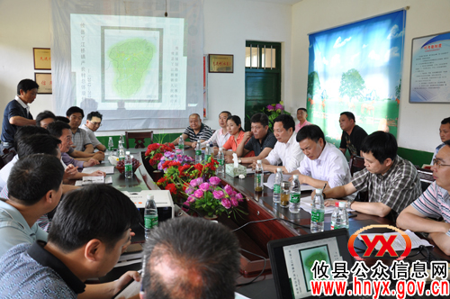 市人大常委会副主任王建之率党建帮扶工作队进驻丫江桥镇严良村