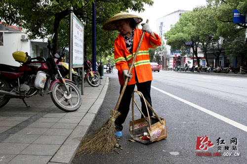 五一节：向劳动者致敬