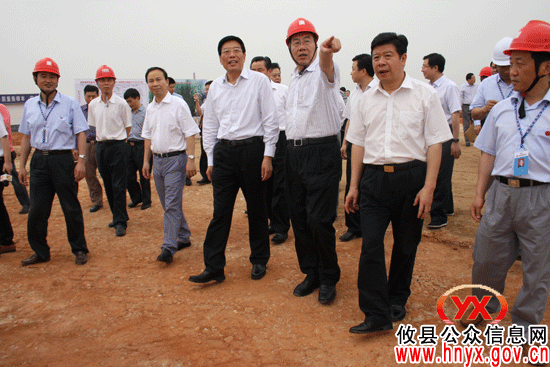 省委副书记、省长徐守盛一行来攸县视察重点项目建设、城乡同治工作