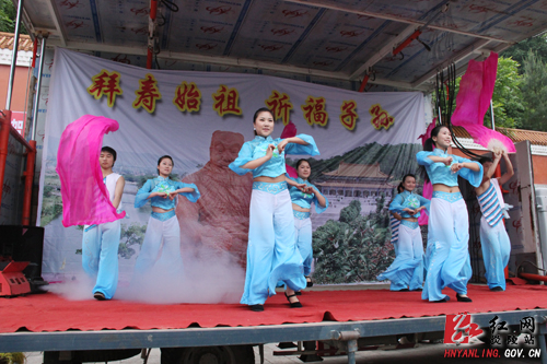 壬辰龙年海峡两岸纪念炎帝神农千秋圣诞大典今在炎帝陵举行