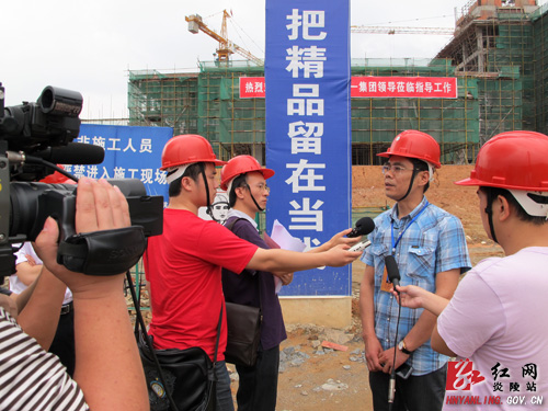市“落实三个加快 推进科学跨越”采访团来炎采访