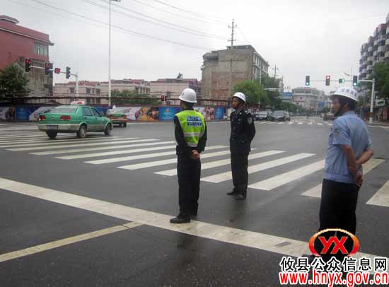 今日起摩托车违法行为一律罚款50元 直至顶格处罚