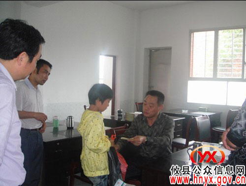 【结对共建】攸县交通运输局走访慰问孤儿　送上“六一”祝福