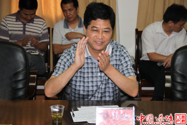 中外现代教育思想座谈会在县一中召开