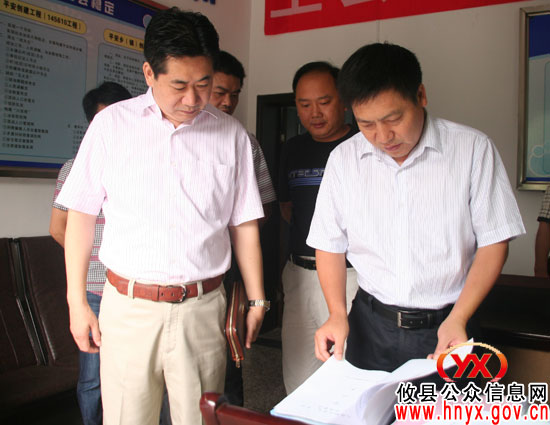 市司法局党组书记张格林来攸县调研指导司法行政工作