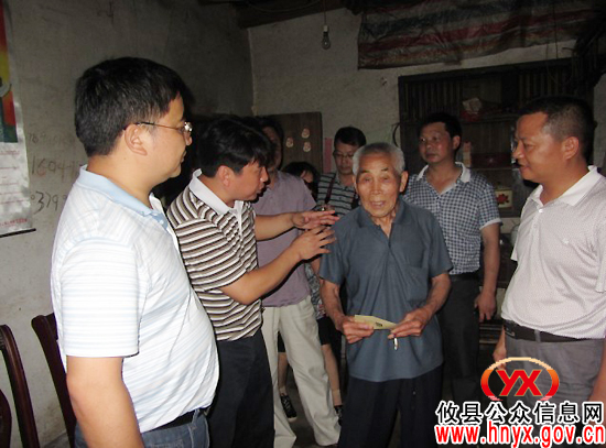 【结对共建】攸县公路局到鸾山镇江冲村开展“七一”系列活动