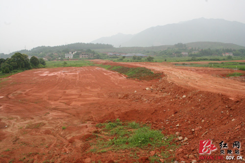 炎陵县西城区西九龙大道项目建设如火如荼