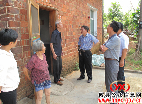 攸县住建局组织机关干部深入基层　开展大走访活动