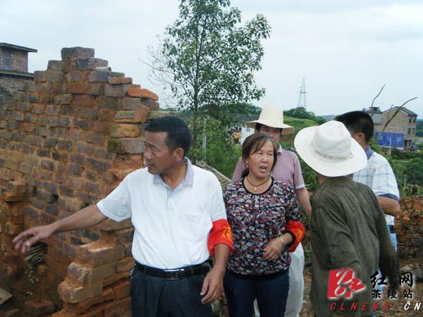 洣江乡:农村环境综合整治工作之“拆空行动”