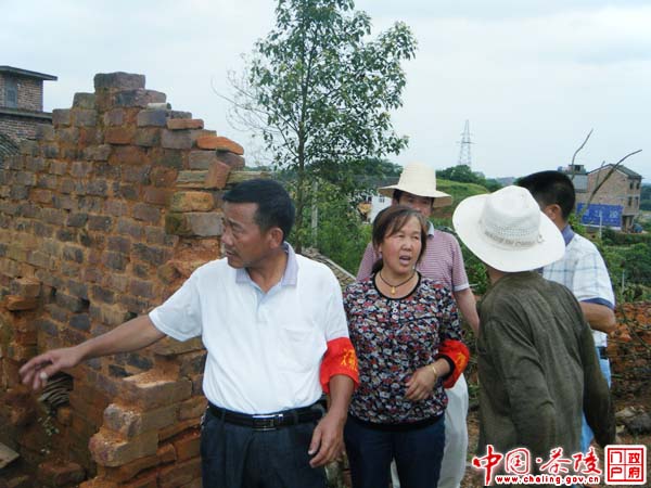 洣江乡：农村环境综合整治工作之“拆空行动”
