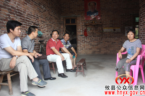 攸县槚山乡各结对共建单位与办点村开展联合办公