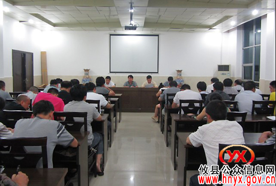 攸县鸾山镇进行半年工作述职